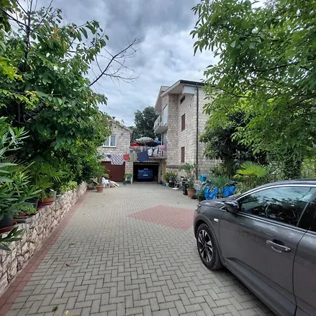 Dalmatin Kwatera prywatna Dracevo (Capljina)